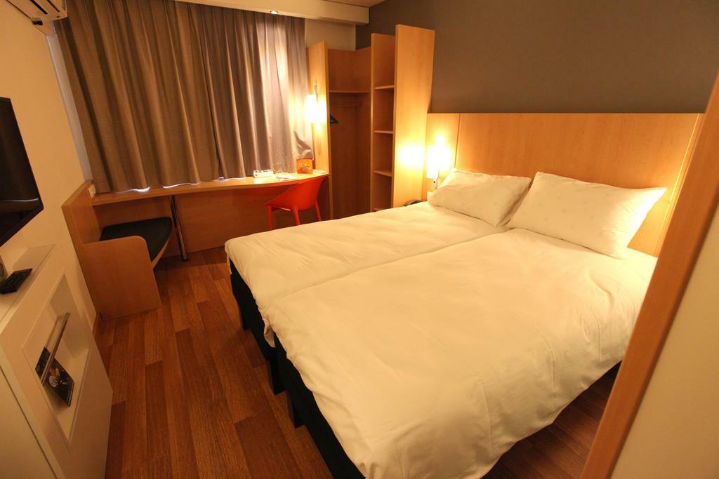 ไอบิส โอริยัก Hotel โอริแยค ภายนอก รูปภาพ