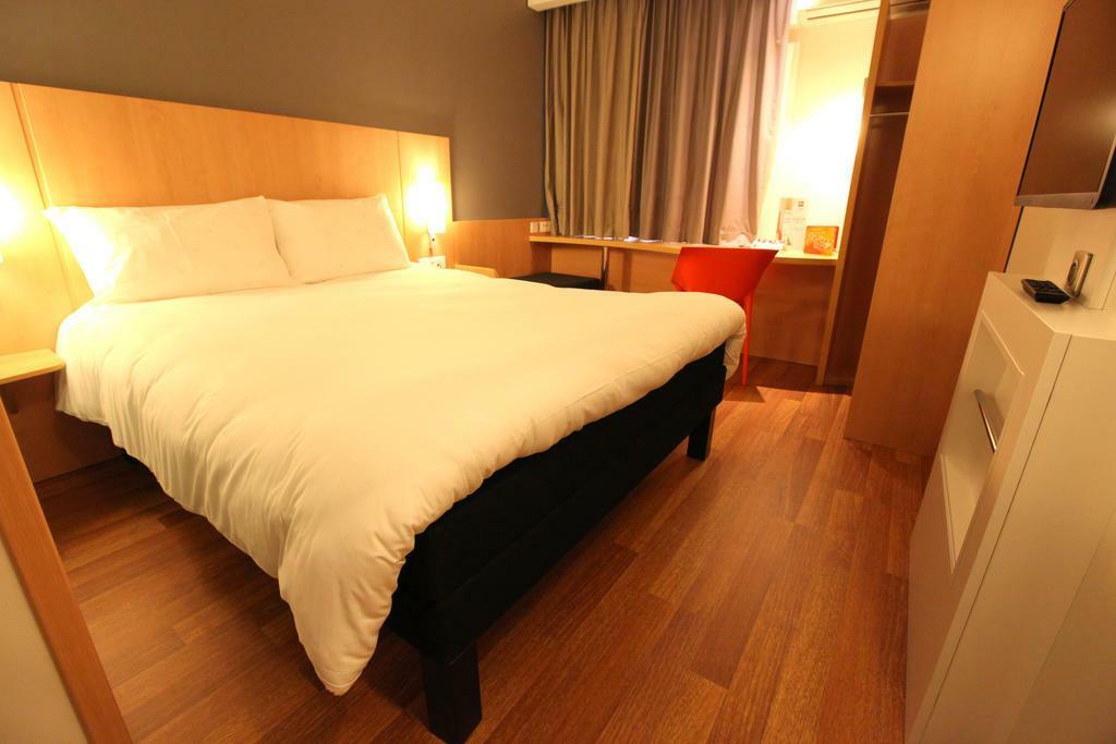ไอบิส โอริยัก Hotel โอริแยค ภายนอก รูปภาพ